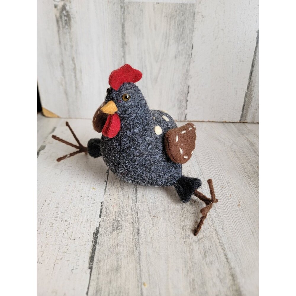 Felt sitting hen chicken‎ Grey spotted farm spring figure decor easter